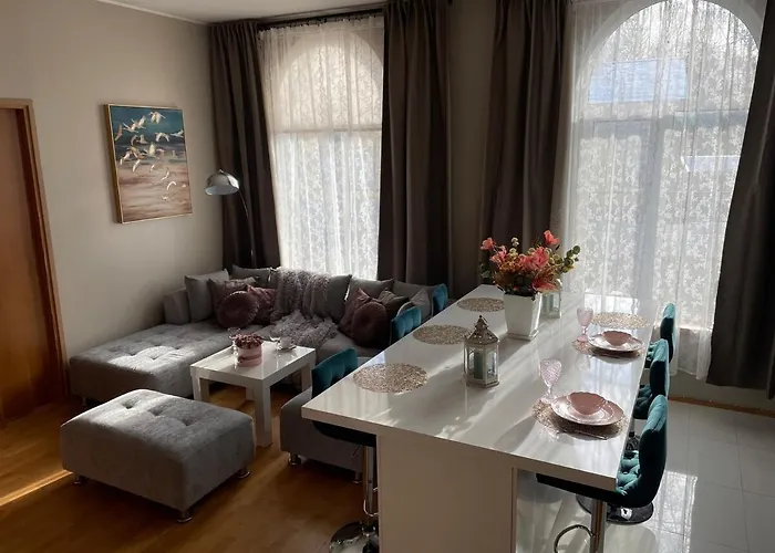 Kunderi With Sauna Apartament *